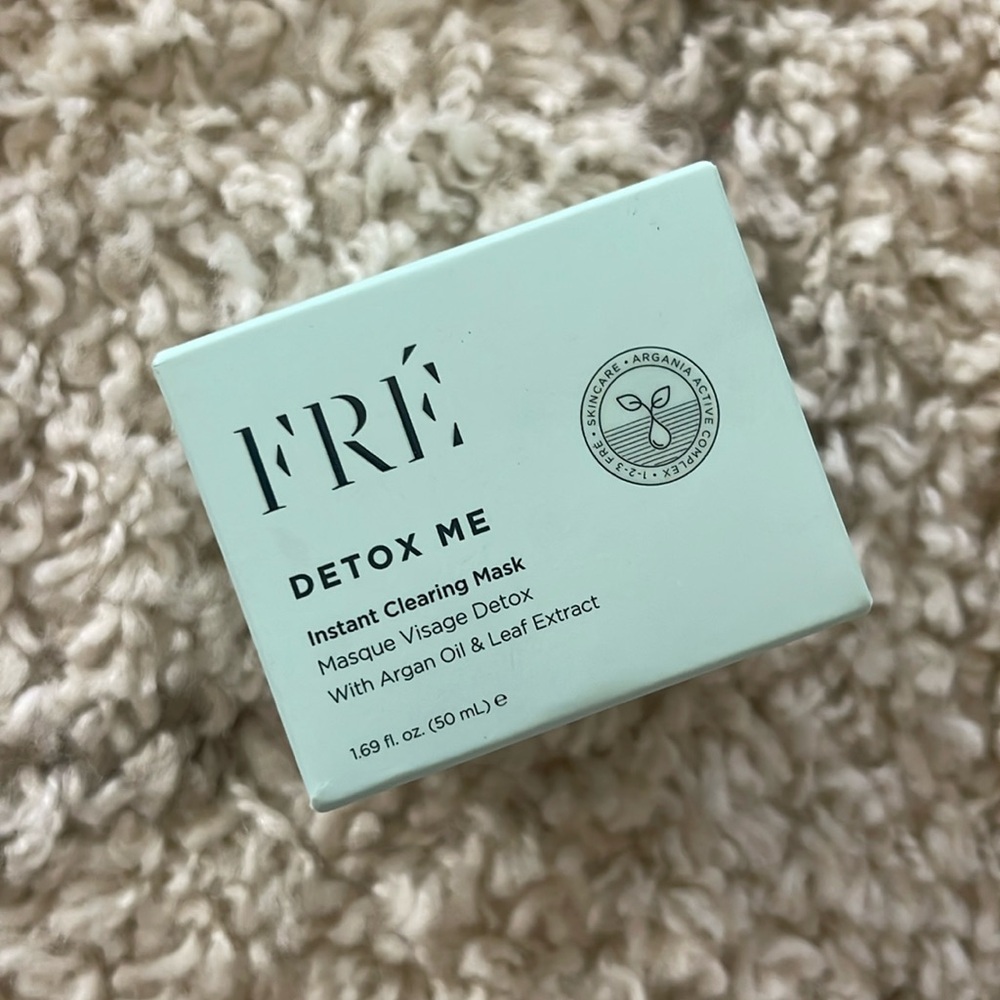 Fré Detox Me Instant Clearing Mask